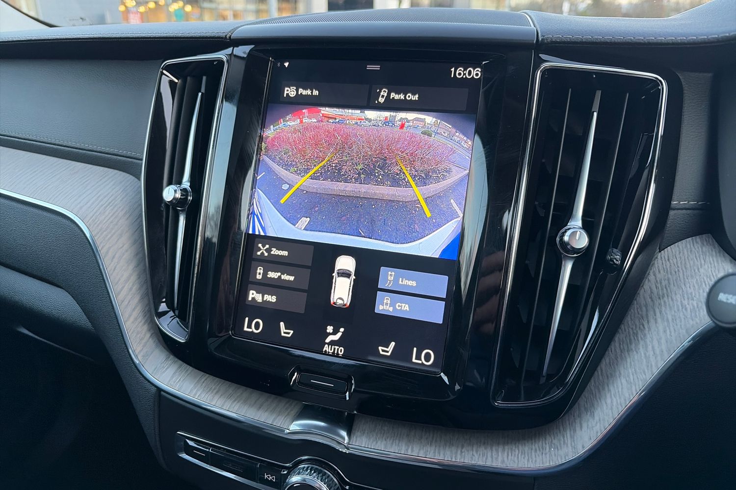 Used Volvo XC60 2019 for sale - 77254489: Photo 22