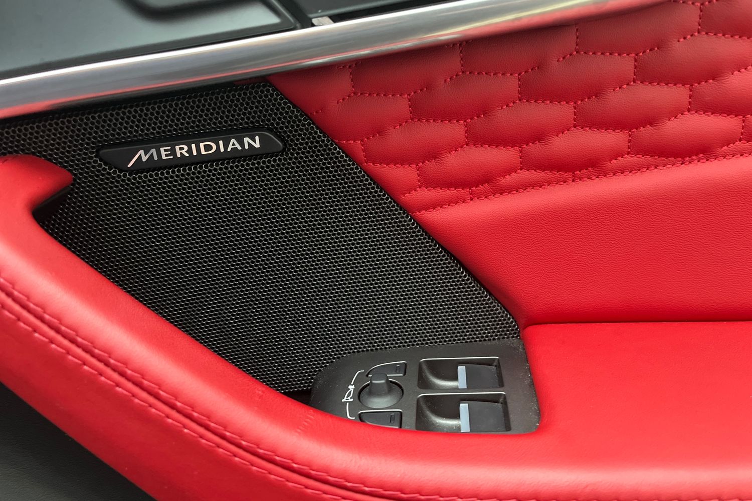 Used Jaguar F-Type 2022 for sale - 77013467: Photo 20