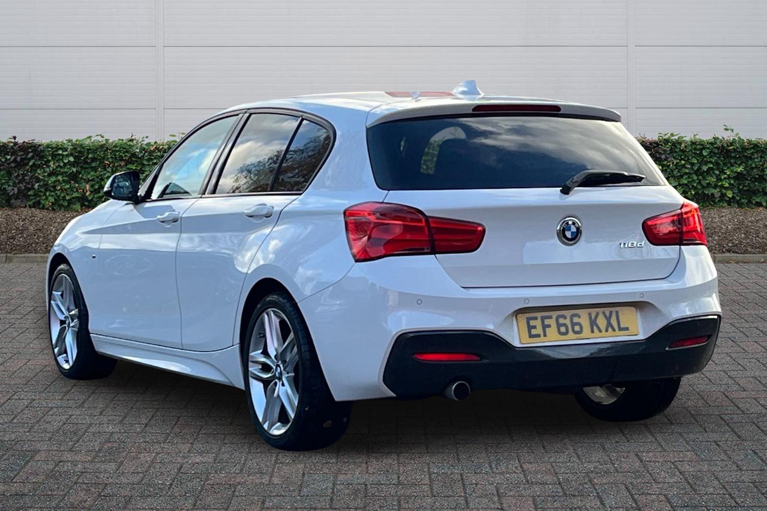Used BMW 1 Series 2016 for sale - 76800412: Photo 2