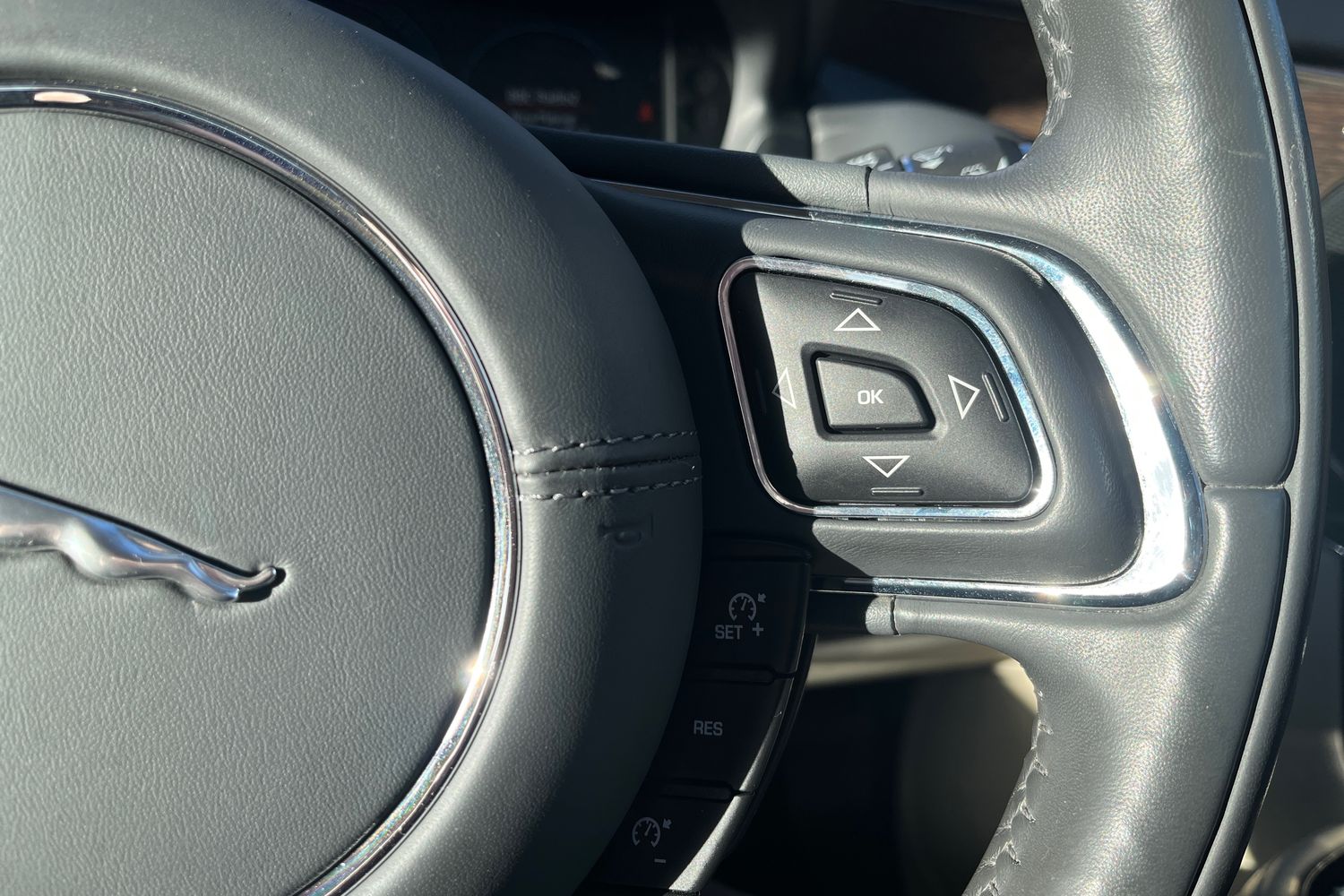 Used Jaguar XJ 2018 for sale - 76800738: Photo 20