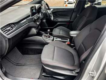 Used Ford Focus 2019 for sale - 74959852: Photo
