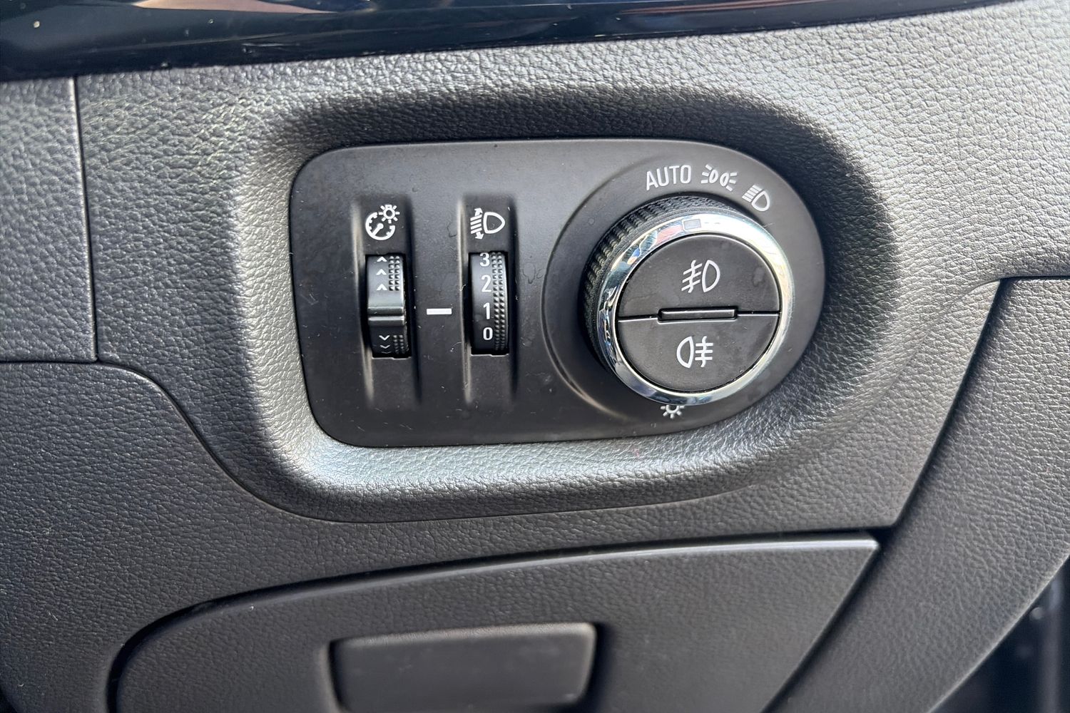 Used Vauxhall Astra 2016 for sale - 77359968: Photo 13