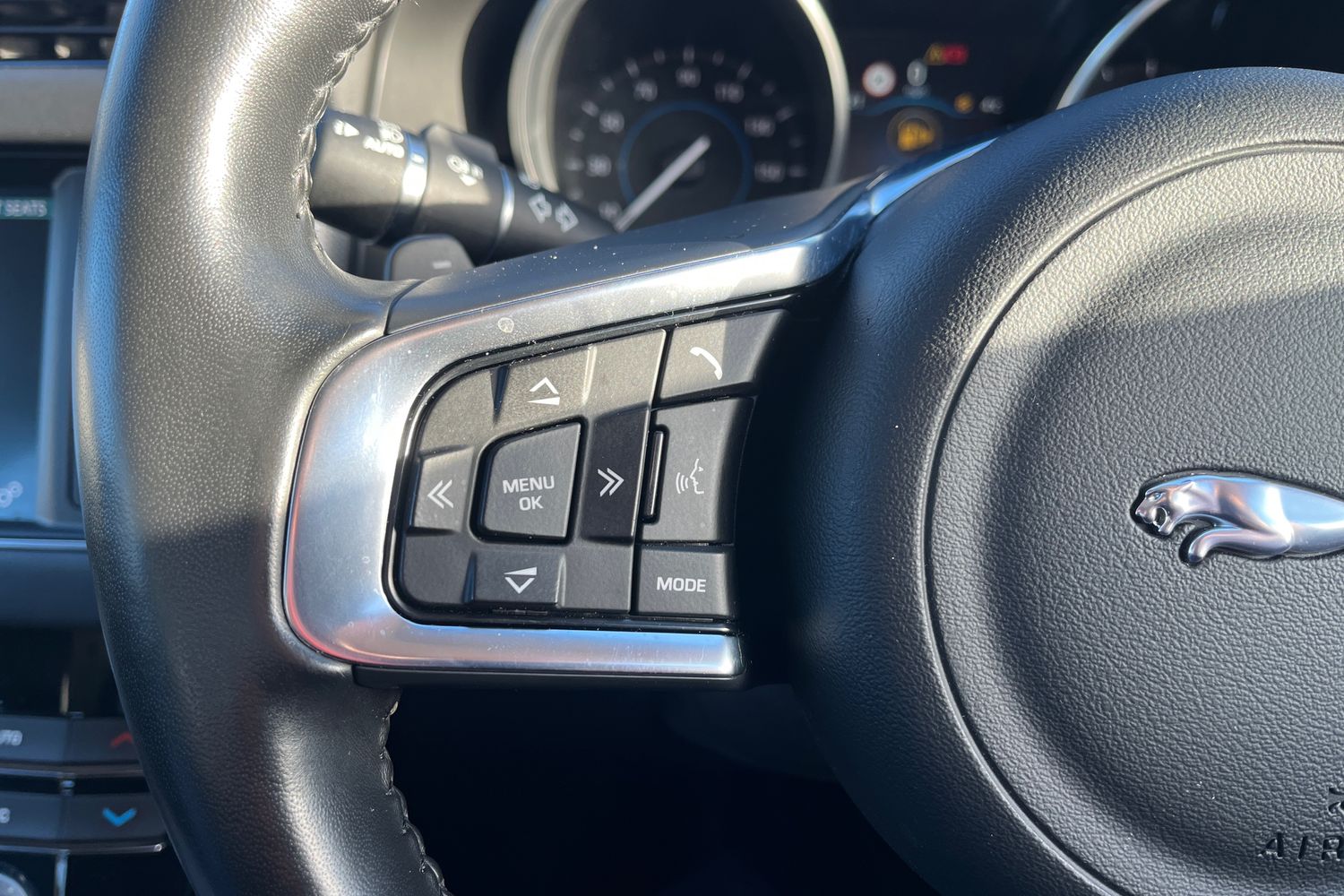 Used Jaguar XF 2017 for sale - 77046345: Photo 19