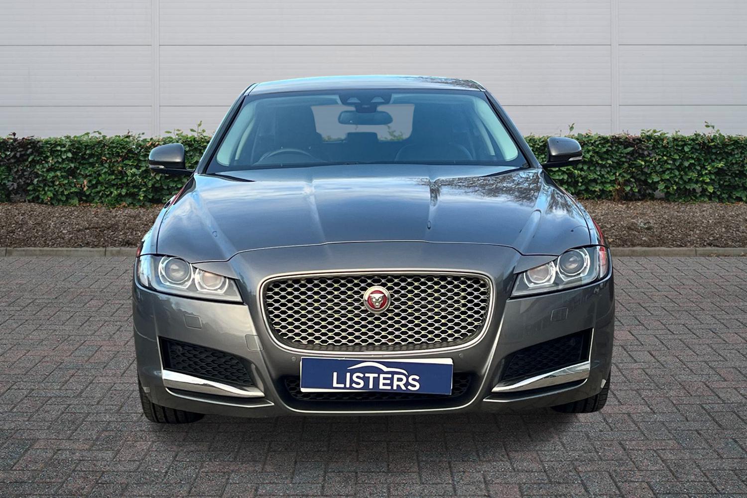 Used Jaguar XF 2017 for sale - 77046345: Photo 3