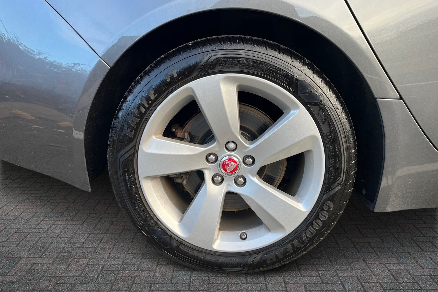 Used Jaguar XF 2017 for sale - 77046345: Photo 6