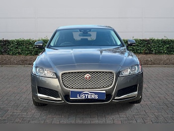 Used Jaguar XF 2017 for sale - 76586509: Photo