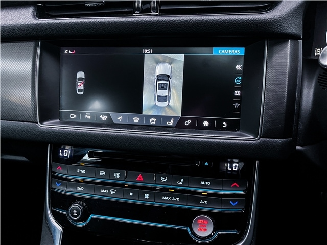 Used Jaguar XF 2017 for sale - 76095663: Photo 16