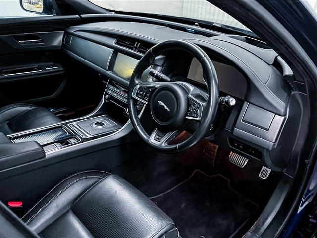 Used Jaguar XF 2017 for sale - 76095663: Photo 23