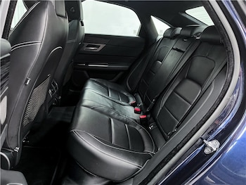 Used Jaguar XF 2017 for sale - 76095663: Photo