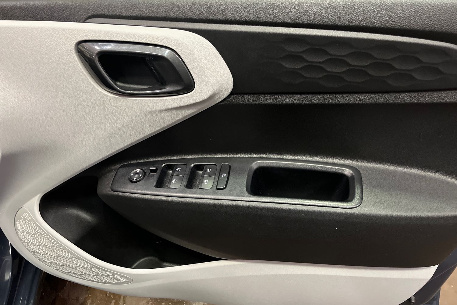 Used Hyundai i10 2023 for sale - 77013647: Photo 14