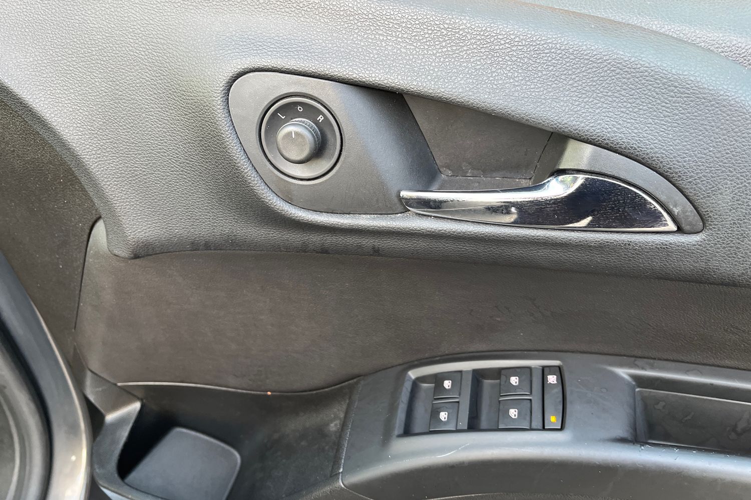 Used Renault Clio 2018 for sale - 76800687: Photo 17