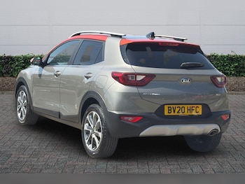 Used Kia Stonic 2020 for sale - 78969980: Photo