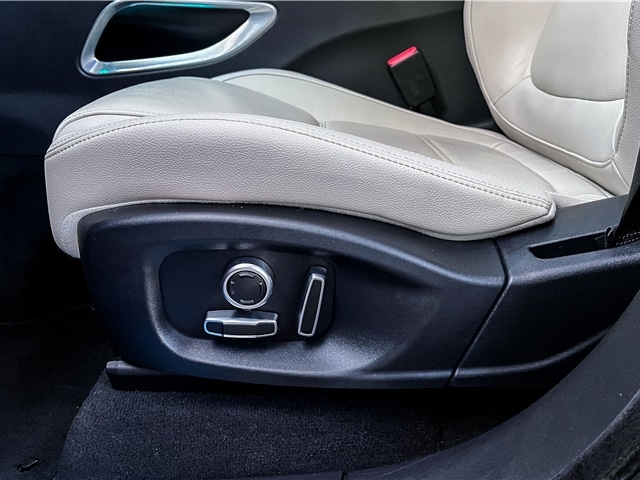 Used Jaguar F-Pace 2019 for sale - 76586553: Photo 23