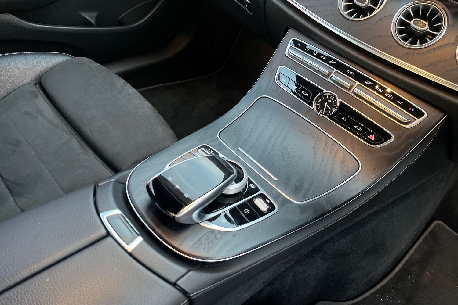 Used Mercedes-Benz E Class 2020 for sale - 76937351: Photo 15