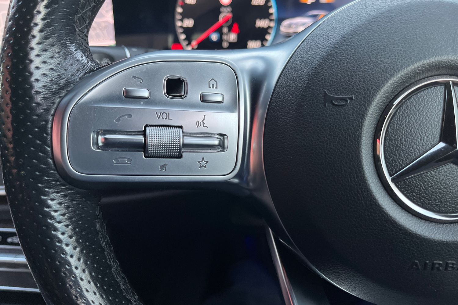 Used Mercedes-Benz E Class 2020 for sale - 76937351: Photo 17