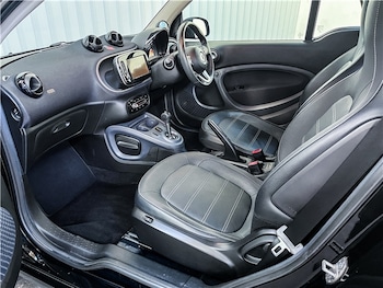 Used smart fortwo 2016 for sale - 76586548: Photo