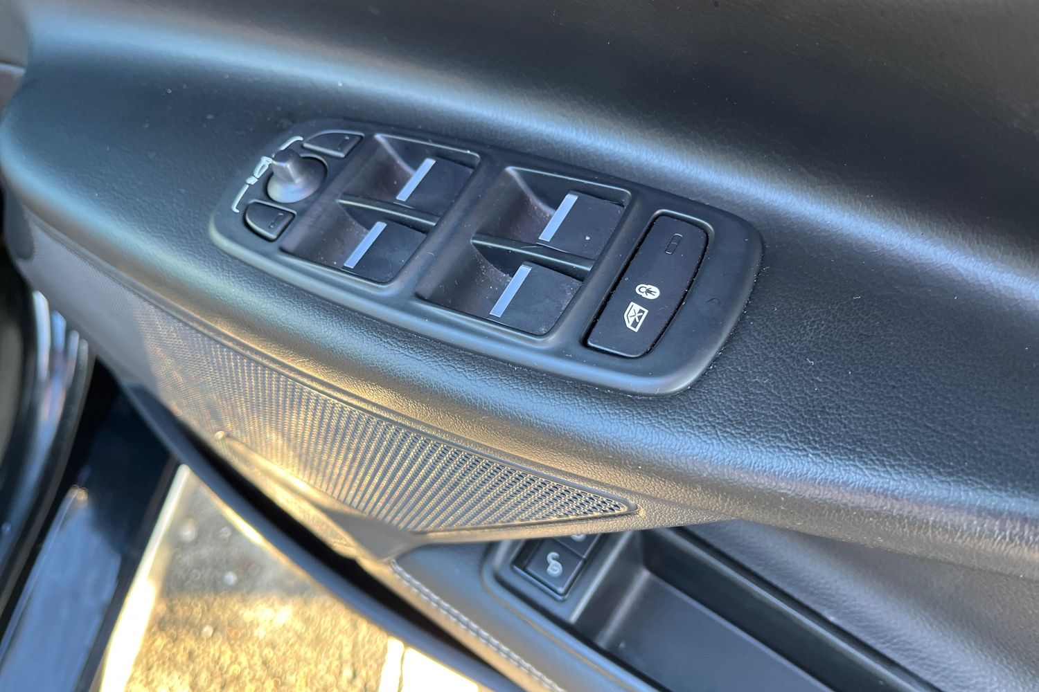 Used Jaguar XE 2019 for sale - 76670998: Photo 13