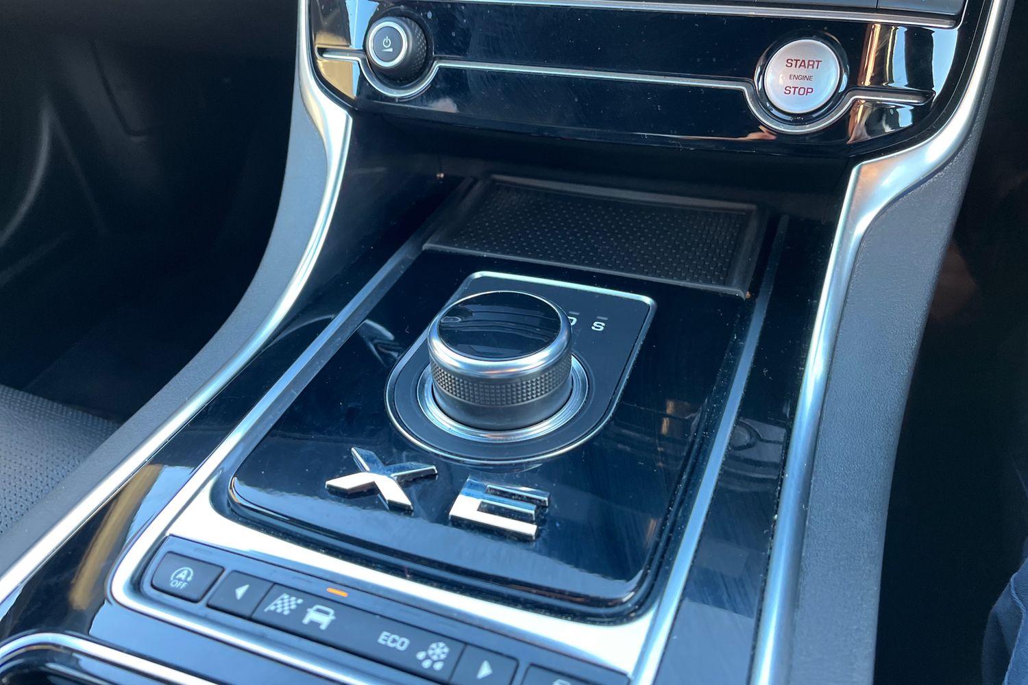 Used Jaguar XE 2019 for sale - 76670998: Photo 14