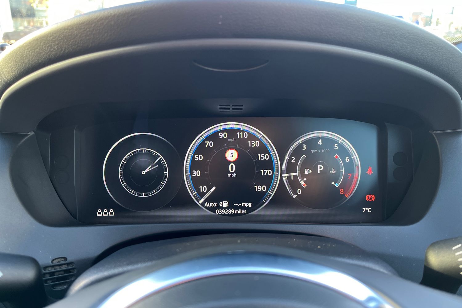 Used Jaguar XE 2019 for sale - 76670998: Photo 15