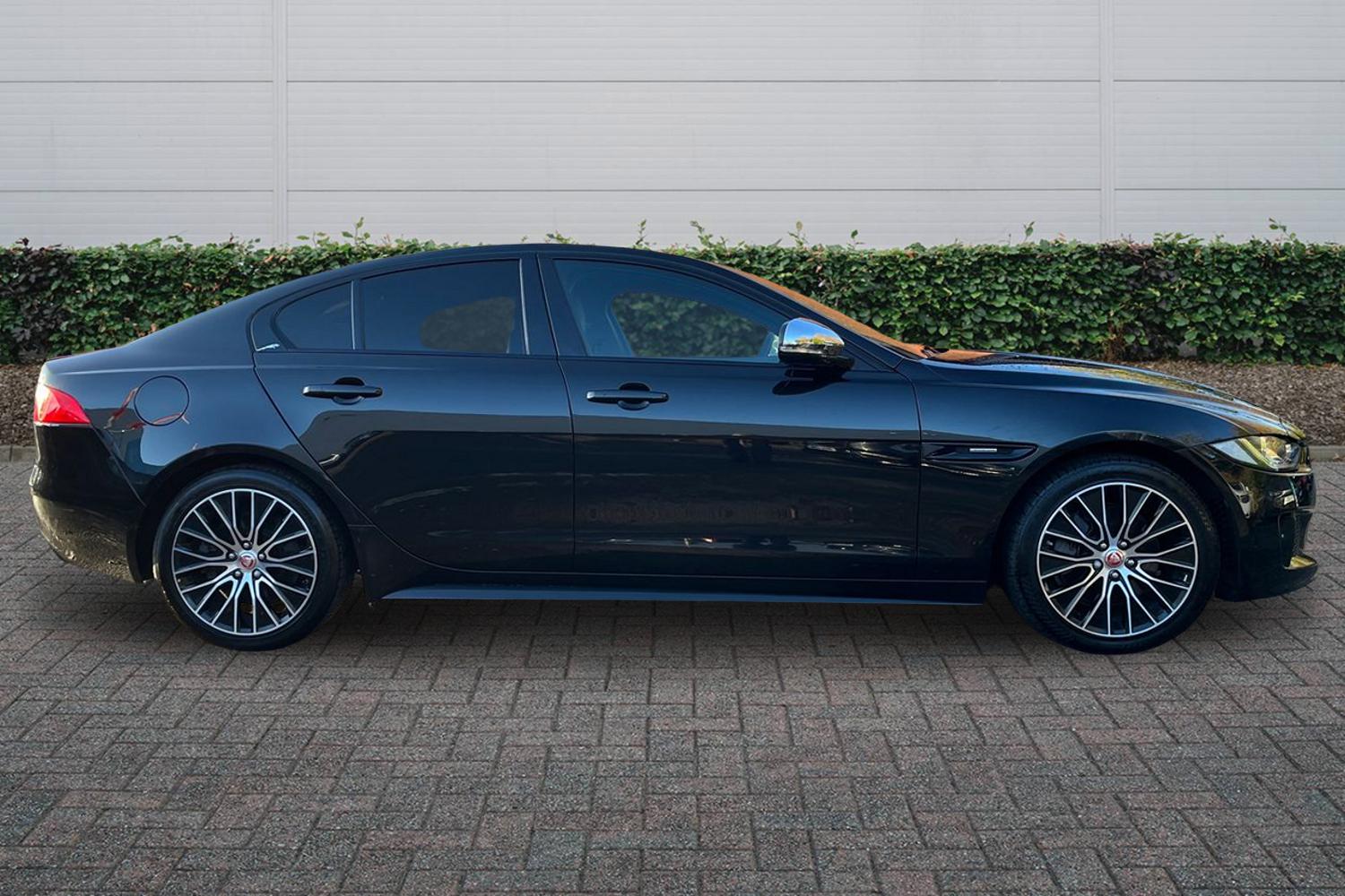 Used Jaguar XE 2019 for sale - 76670998: Photo 5