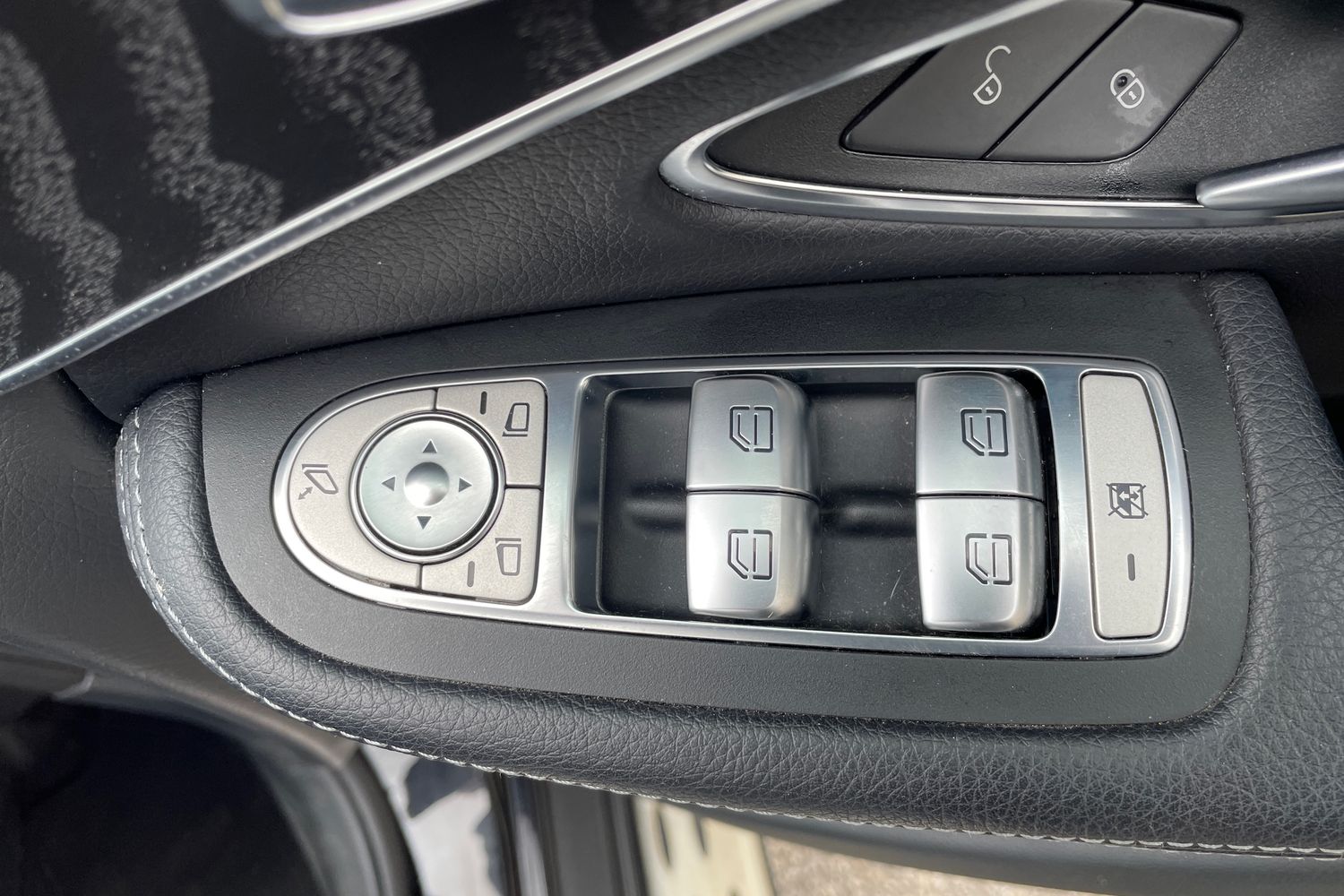 Used Mercedes-Benz GLC 2018 for sale - 78158232: Photo 13