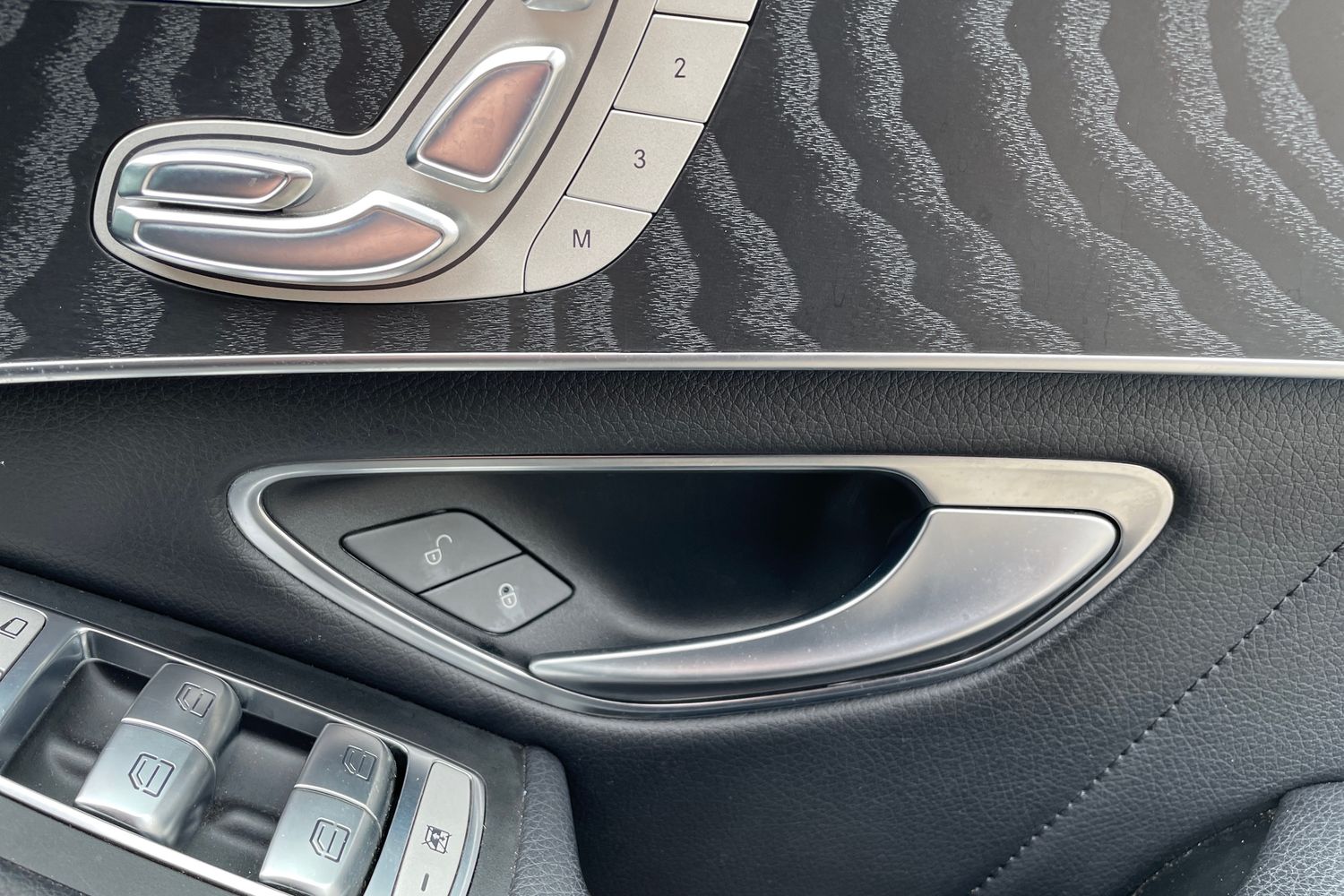 Used Mercedes-Benz GLC 2018 for sale - 78158232: Photo 14