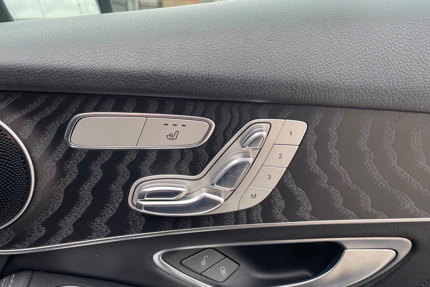 Used Mercedes-Benz GLC 2018 for sale - 78158232: Photo 15