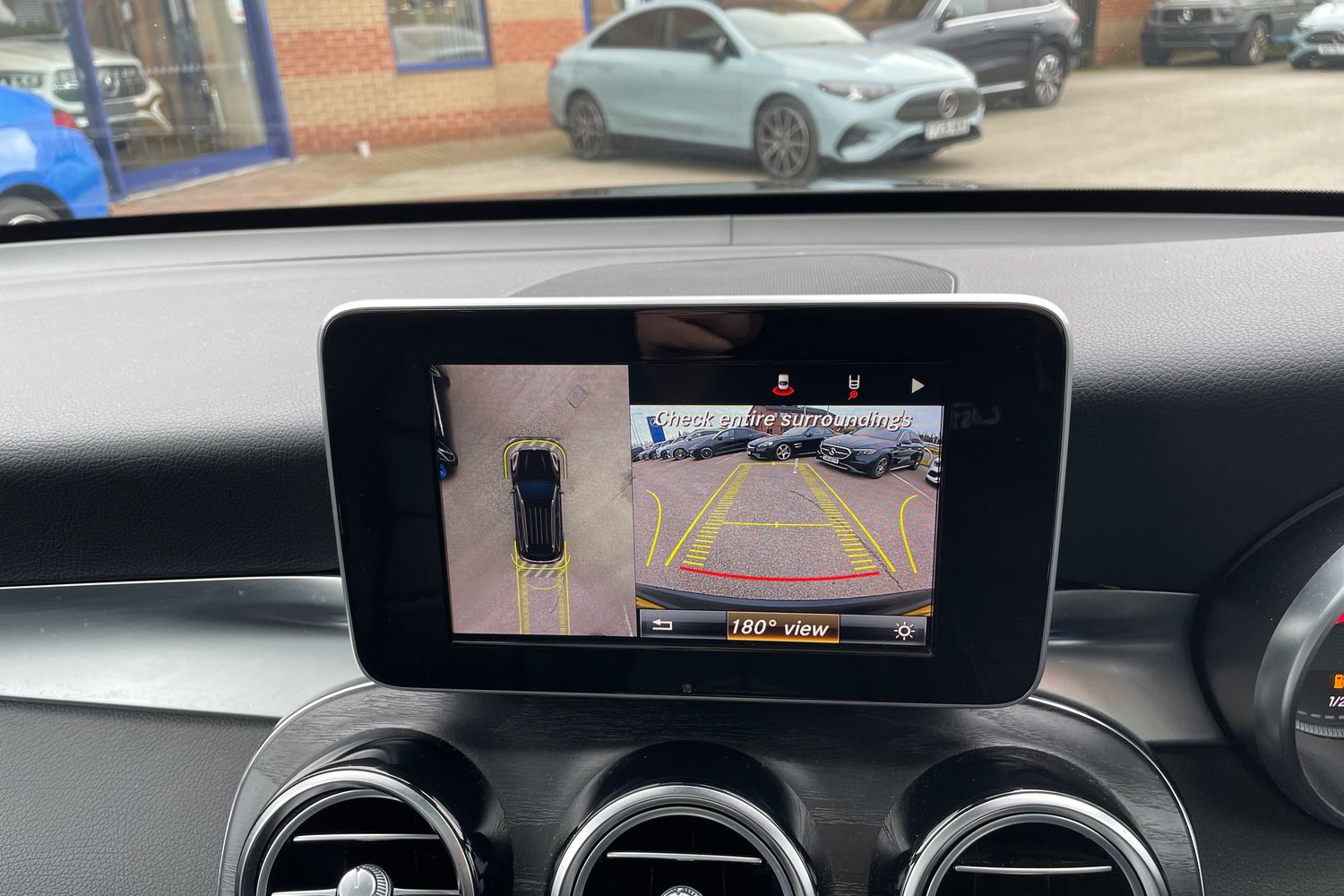 Used Mercedes-Benz GLC 2018 for sale - 78158232: Photo 31