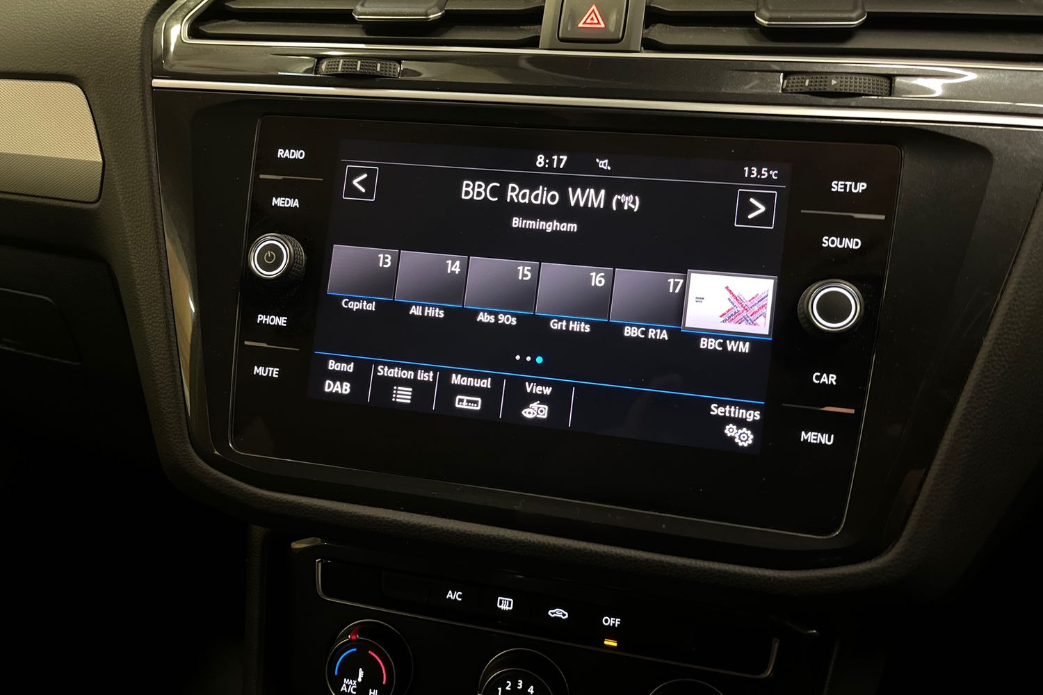 Used Volkswagen Tiguan 2018 for sale - 76937279: Photo 11