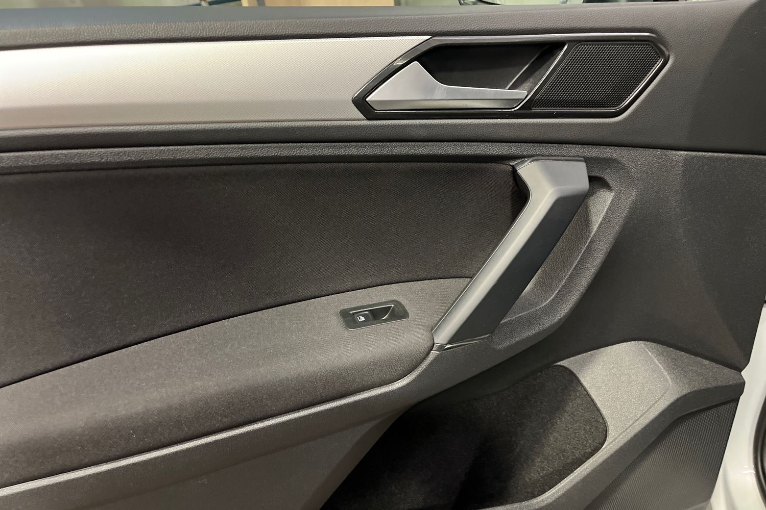 Used Volkswagen Tiguan 2018 for sale - 76937279: Photo 14