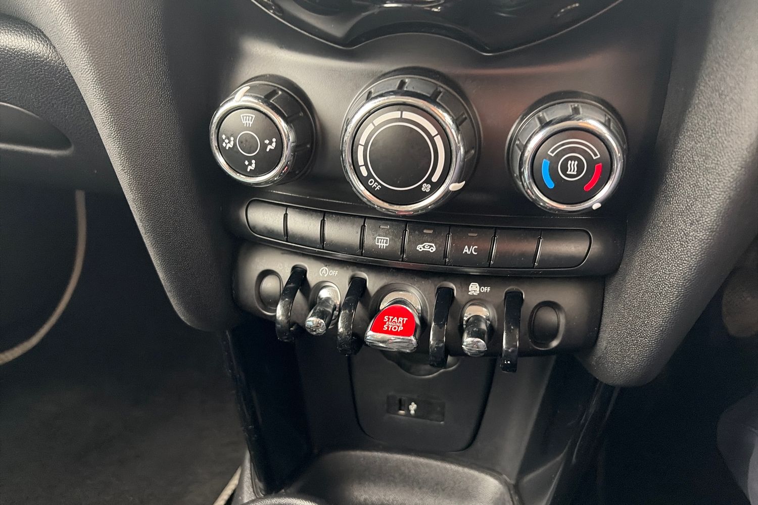 Used MINI Hatch 2018 for sale - 77332605: Photo 17