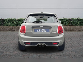 Used MINI Hatch 2018 for sale - 77332605: Photo