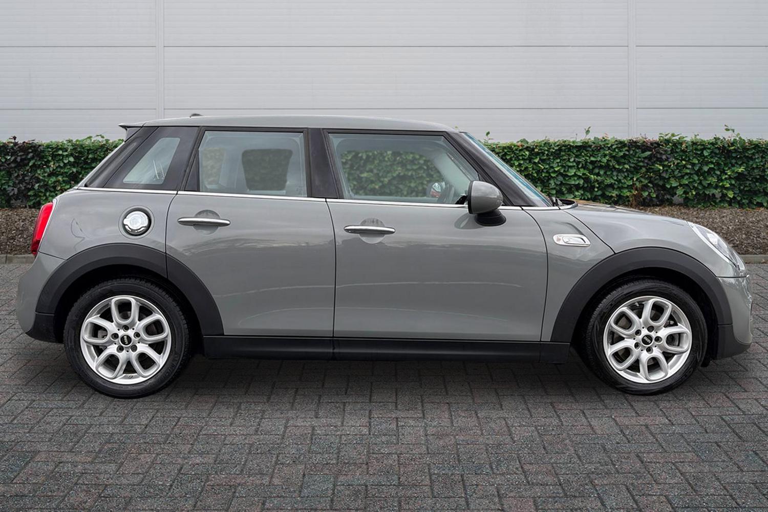 Used MINI Hatch 2018 for sale - 77332605: Photo 5