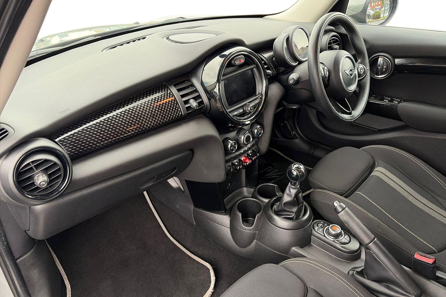 Used MINI Hatch 2018 for sale - 77332605: Photo 7