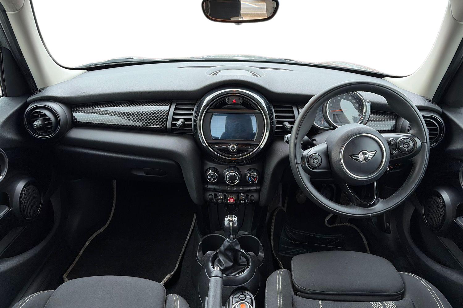 Used MINI Hatch 2018 for sale - 77332605: Photo 8