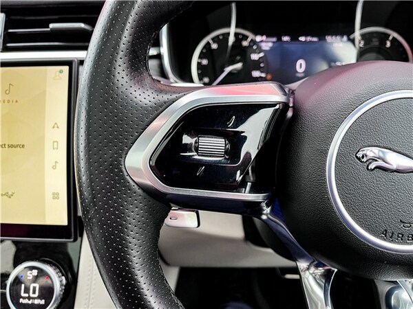 Used Jaguar F-Pace 2022 for sale - 76102750: Photo 12
