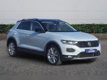 Used Volkswagen T-Roc 2018 for sale - 77706103: Photo