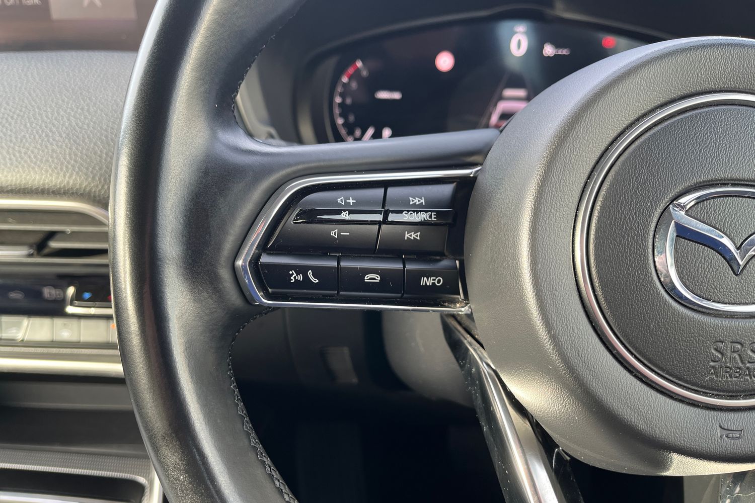 Used Mazda CX-60 2023 for sale - 76837648: Photo 17