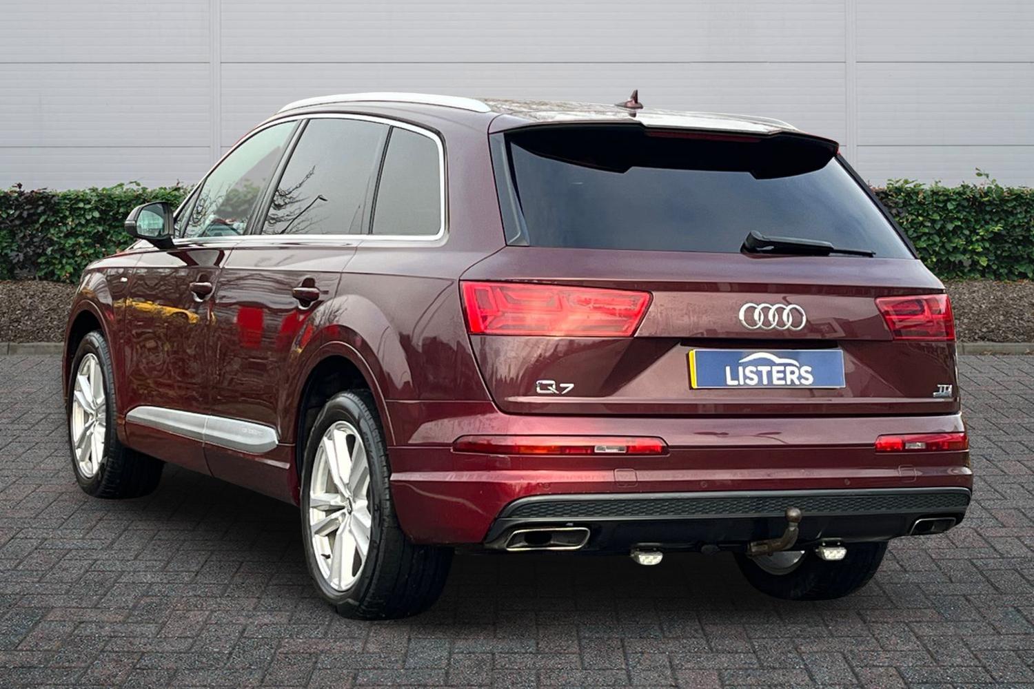 Used Audi Q7 2015 for sale - 76703533: Photo 2