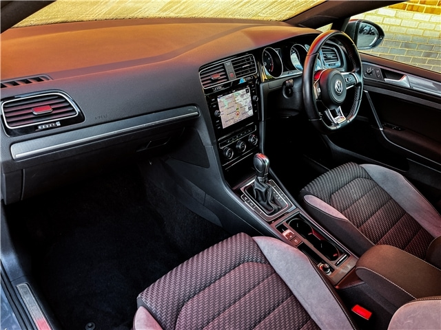 Used Volkswagen Golf 2019 for sale - 76043939: Photo 14