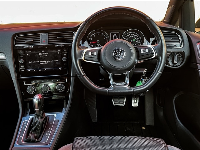 Used Volkswagen Golf 2019 for sale - 76043939: Photo 22