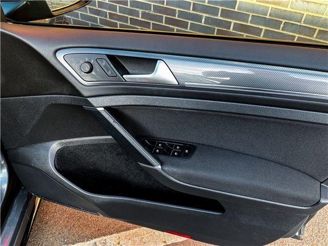 Used Volkswagen Golf 2019 for sale - 76043939: Photo 24