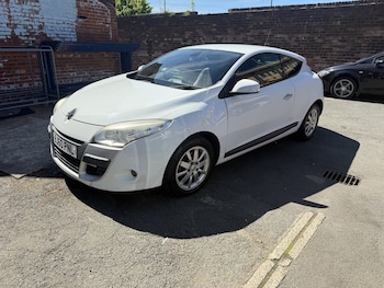 Used Renault Megane 2010 for sale - 78876545: Photo