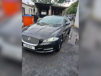 Used Jaguar XJ 2014 for sale - 76194681: Photo 2