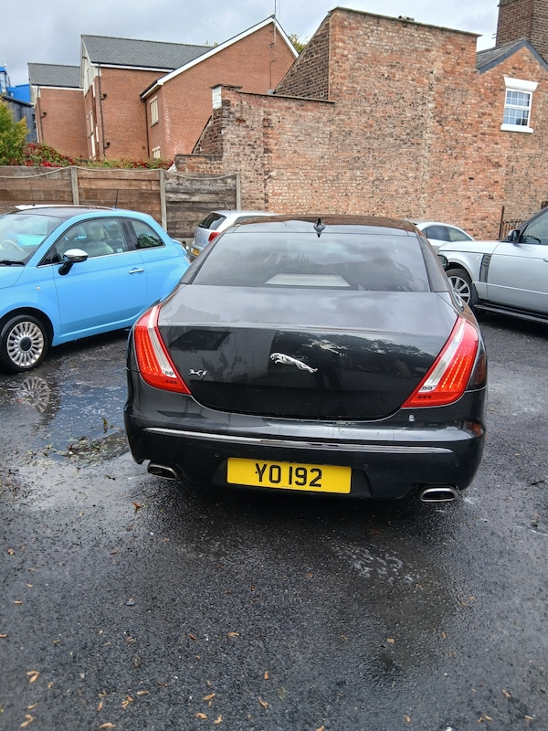 Used Jaguar XJ 2014 for sale - 76194681: Photo 4