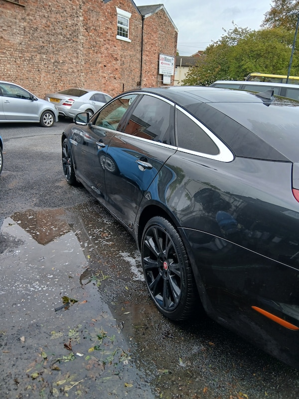 Used Jaguar XJ 2014 for sale - 76194681: Photo 5