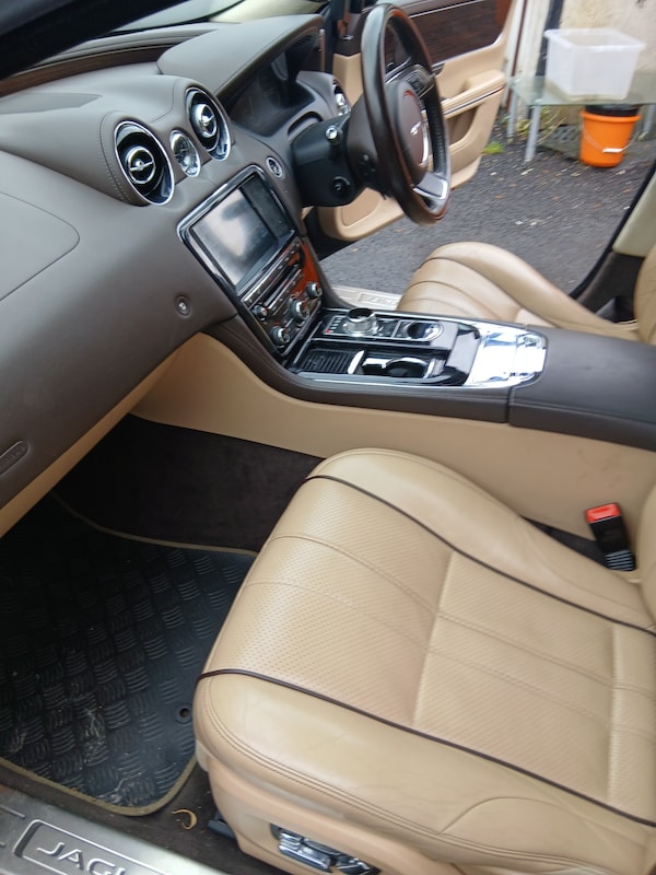 Used Jaguar XJ 2014 for sale - 76194681: Photo 7