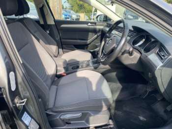 Used Volkswagen Passat 2015 for sale - 69387344: Photo