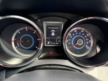 Used Ssangyong Tivoli 2015 for sale - 74981399: Photo