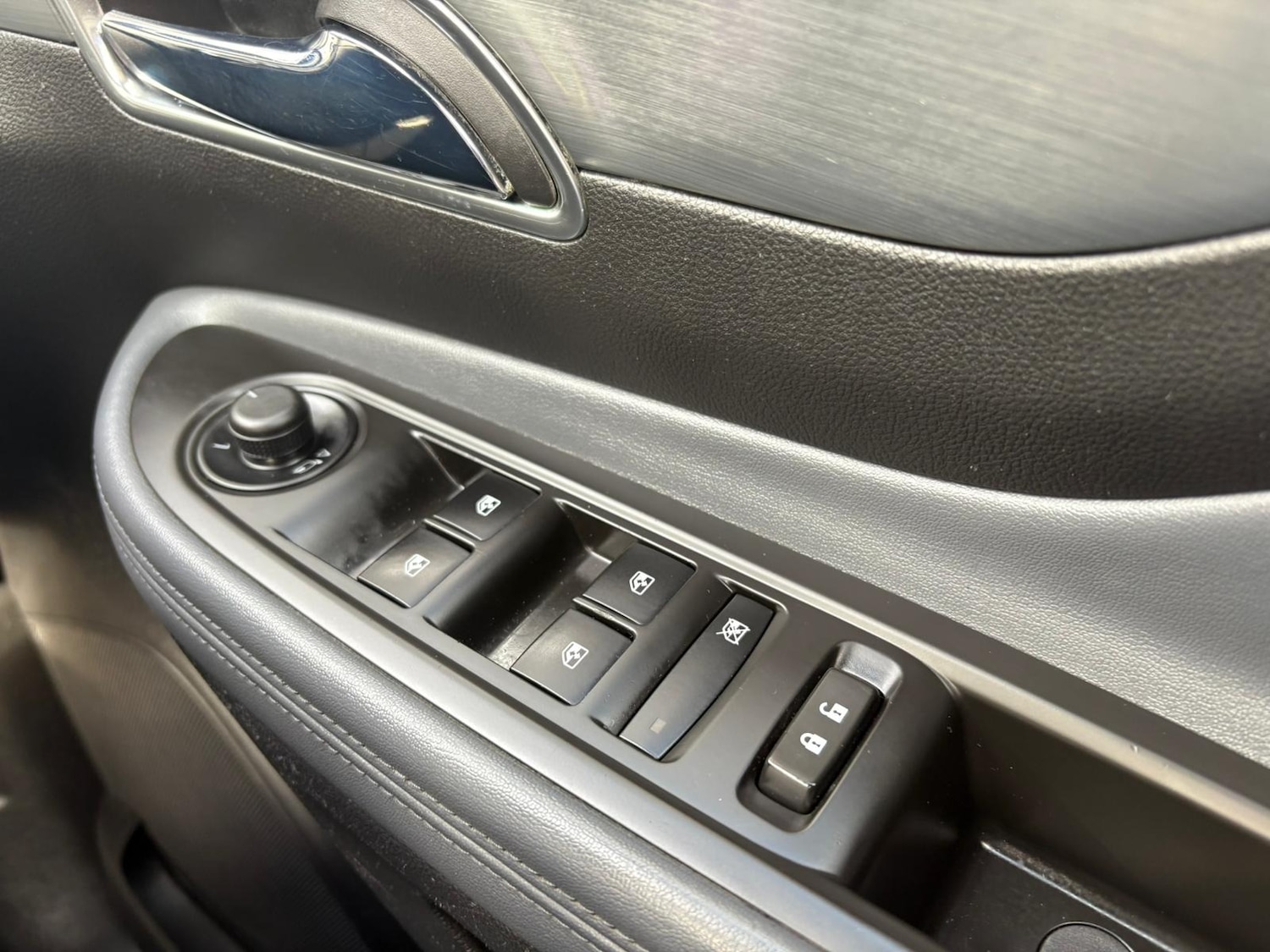 Used Vauxhall Mokka 2015 for sale - 76625671: Photo 10